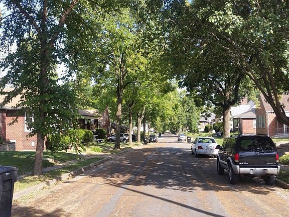 4th image of 8520 Richard Ave