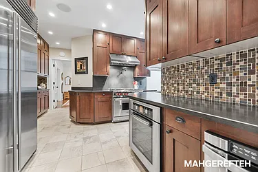 Sold by R New York