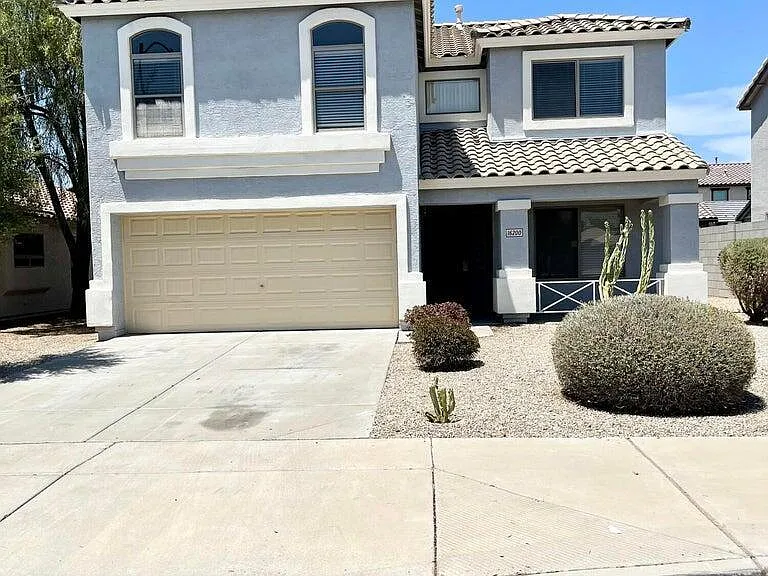 16200 W Moreland St — Photo 1