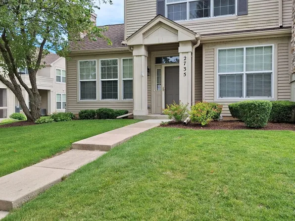 2735 Acorn Ct, Dundee, IL 60118