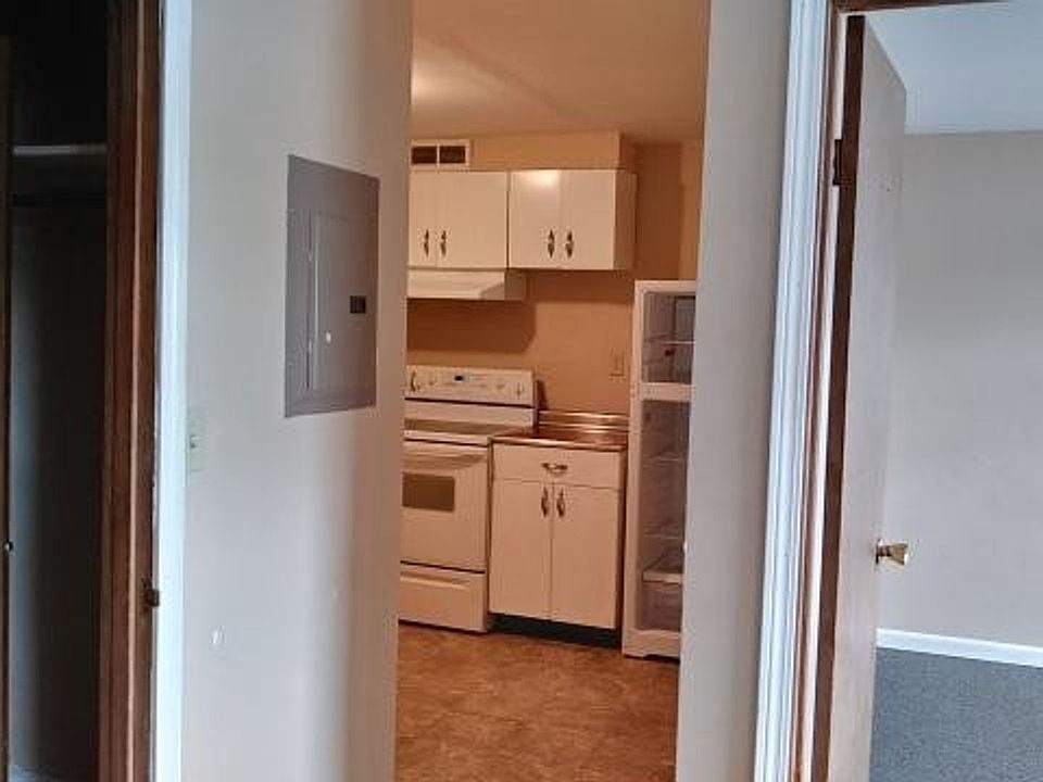 Tholen Building 115 Main St N Clara City, MN Zillow Apartments