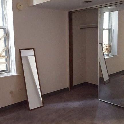 4th image of 1039 N La Salle Dr APT 11