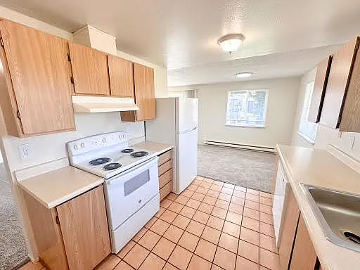 Parkview Apartments — Photo 4
