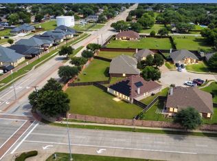 1435 Fleetwood Cove Dr, Grand Prairie, TX 75052