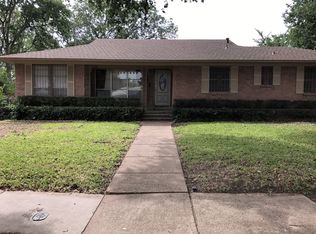 12211 Bellafonte Dr, Dallas, TX 75243