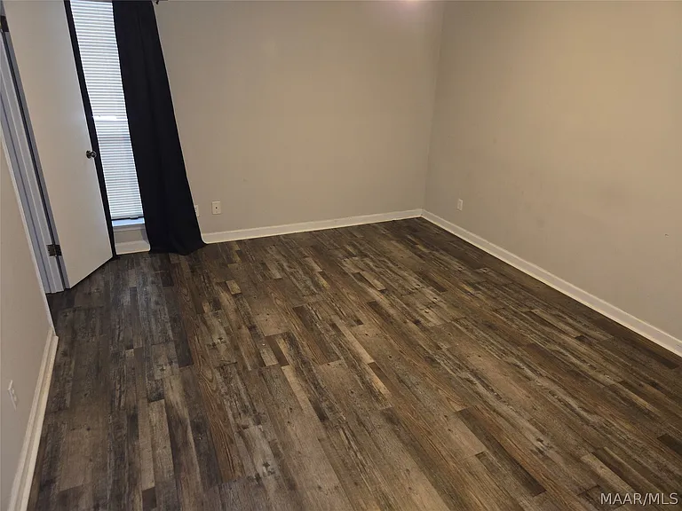 6057 Arbor Glen Dr — Photo 7
