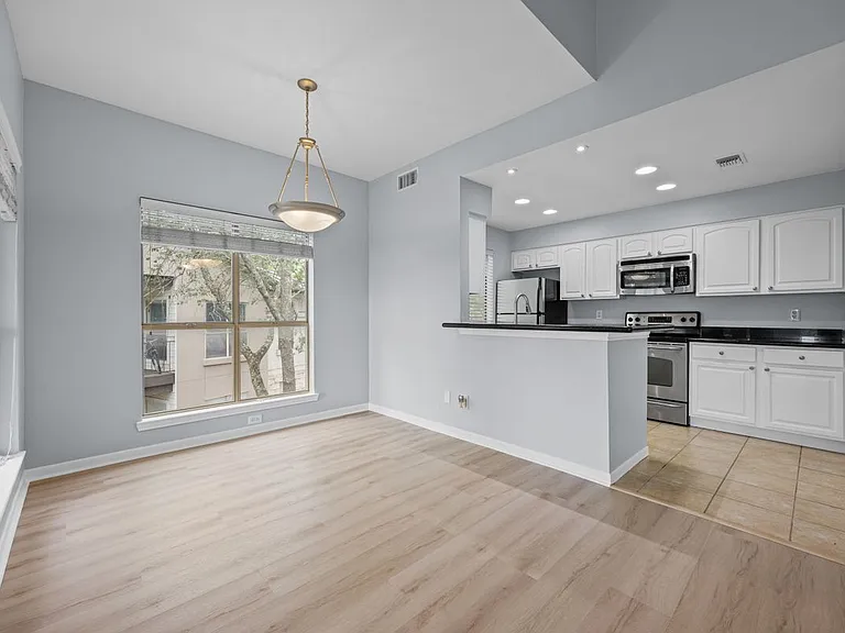 6000 Shepherd Mountain Cv #1312 — Photo 8