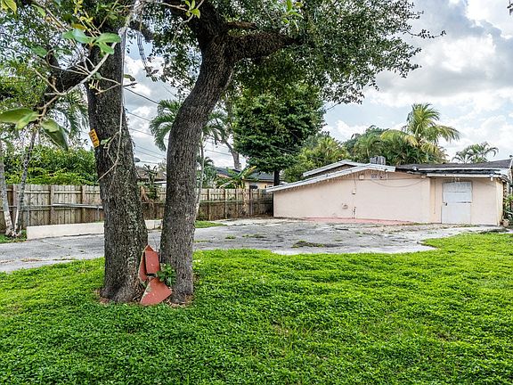 2nd image of 2638 NW 29th Ave