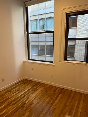 Rented by City Connections Realty | media 12