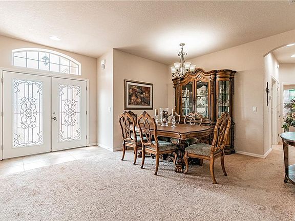 4th image of 714 Tower Grove Dr