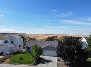 1915 NW Bella Vista Dr, Pullman, WA 99163