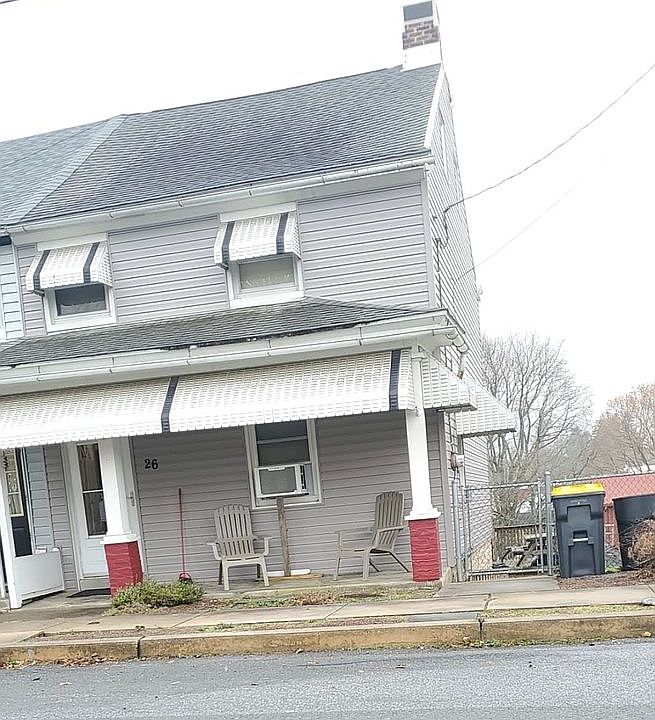 1st image of 26 E Franklin St