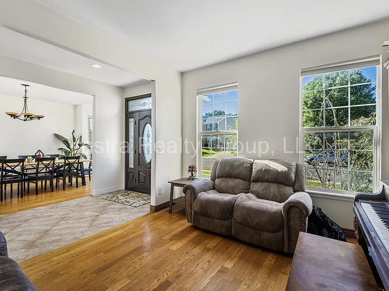 2157 Maples Pl — Photo 9