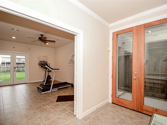 3rd image of 5409 Petty St Unit B