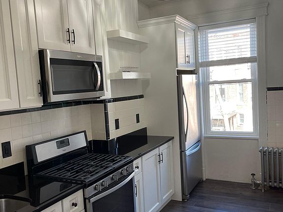 2nd image of 5917 Putnam Ave Floor 2