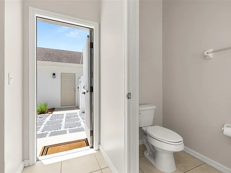 2842 Grasmere View Pkwy — Photo 16