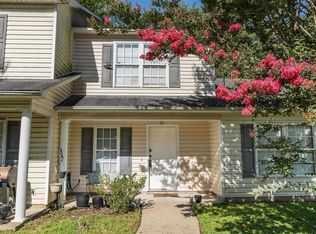 12 Village West Ct, Spartanburg, SC 29301