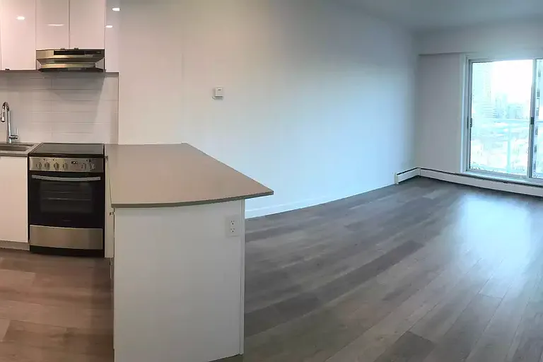 1825 Haro St #1005 — Photo 9