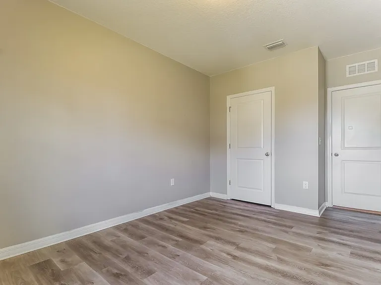 10988 Carlton Fields Dr — Photo 13