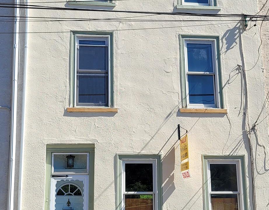 1st image of 3817 Cresson St #A