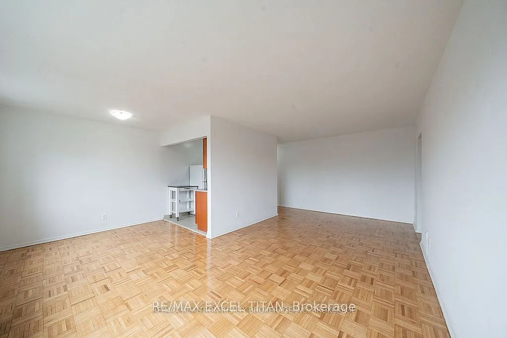 2 bed, $1,895 — Photo 2