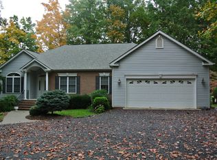 415 Birdie Rd, Locust Grove, VA 22508