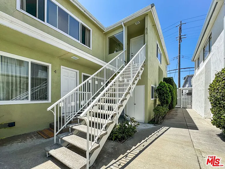 1536 Harvard St #6 — Photo 1