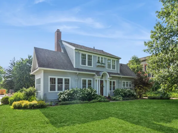 302 37th St, Des Moines, IA 50312