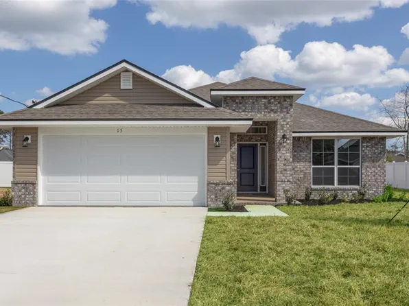 15 Roxton Ln, Palm Coast, FL 32164