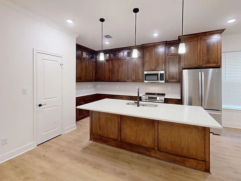 6618 Bendale Dr — Photo 1