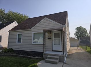 27530 Kaufman St, Roseville, MI