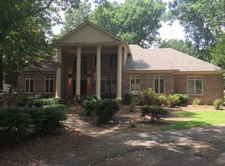 3025 Country Place Dr E, Collierville, TN 38017