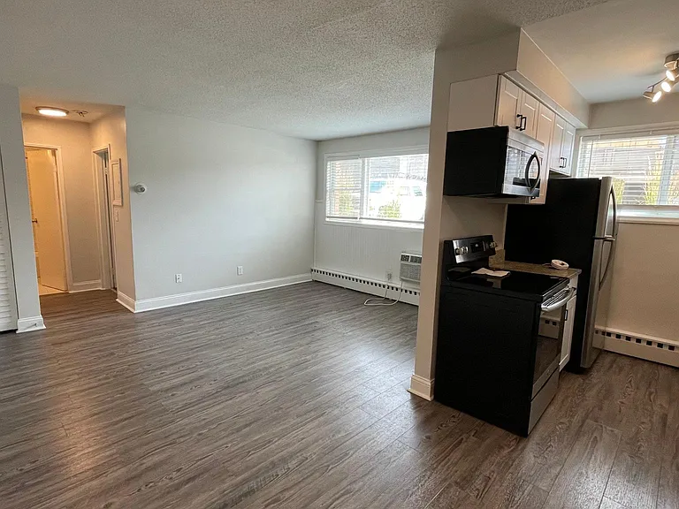 639 23rd Ave NE #4 — Photo 12