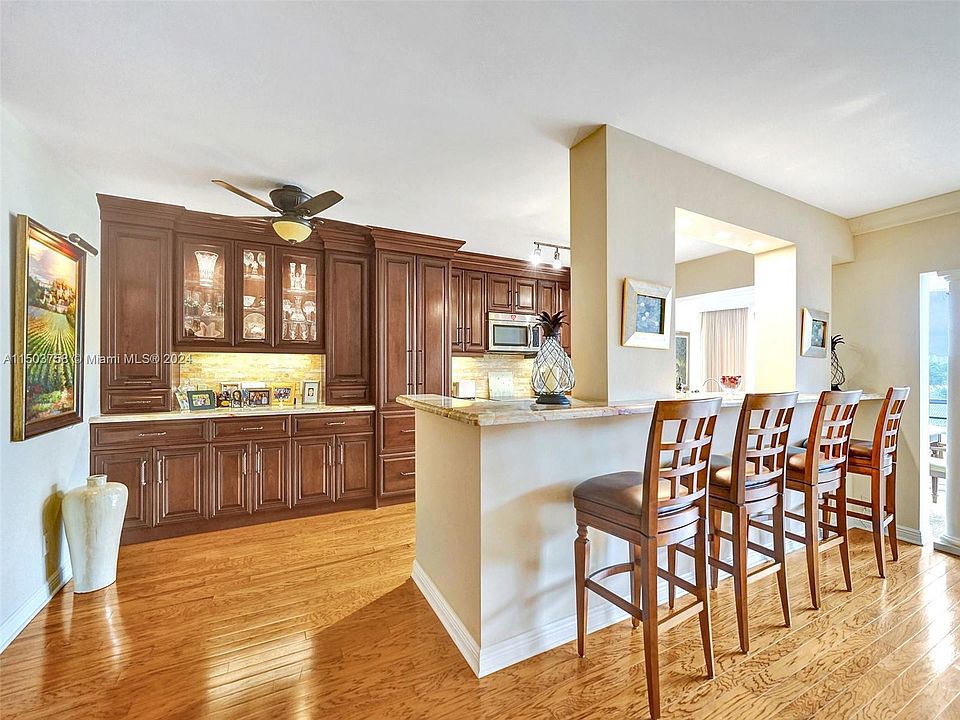 1st image of 3050 NE 47th Ct APT 306