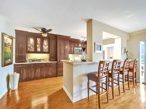 3050 NE 47th Ct APT 306, Fort Lauderdale, FL 33308
