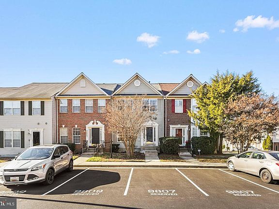 2nd image of 9807 Woodyard Cir