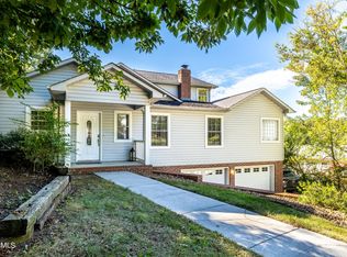 103 Hardwick Pl, Oak Ridge, TN 37830