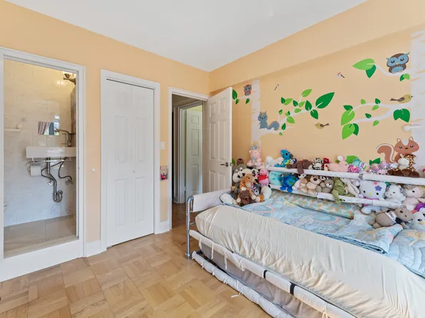 3103 Fairfield Avenue image 10 of 12