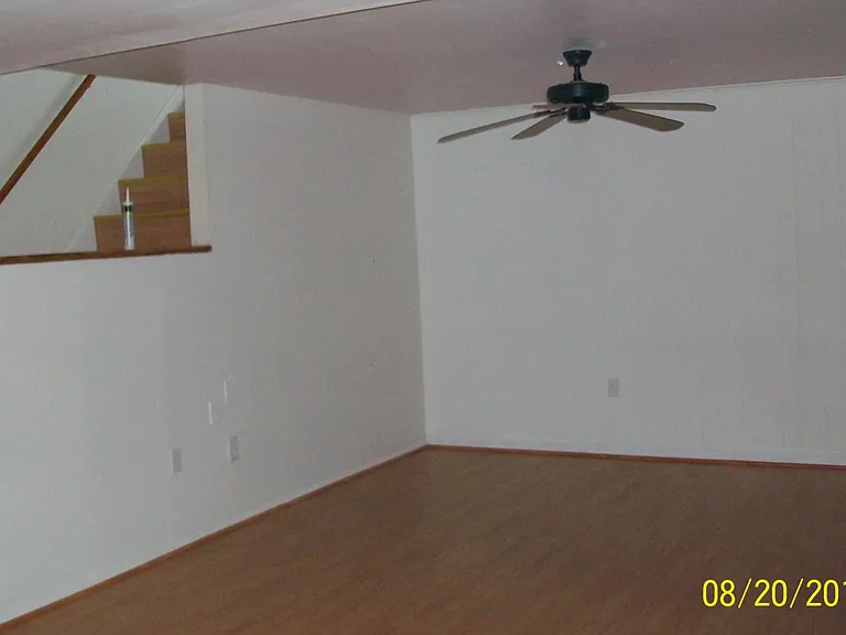 4419 Kentmore Dr — Photo 8