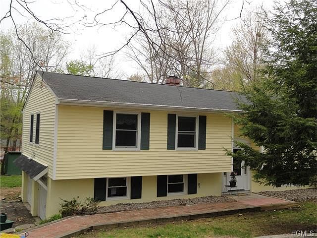 1st image of 329 Chestnut Ave