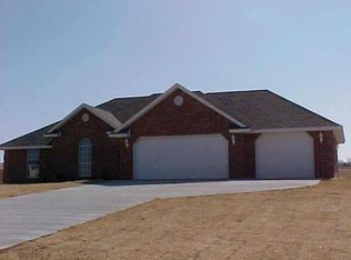 2443 Country Rd #1327, Blanchard, OK 73010
