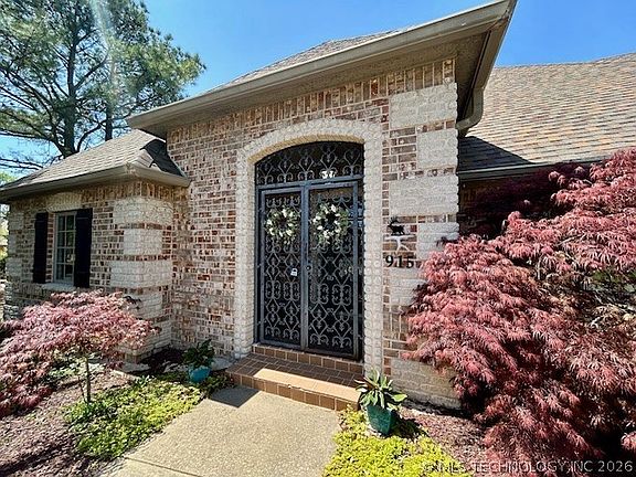 4th image of 915 N Rockford Pl