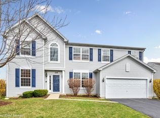 114 S Commonwealth Dr, Bolingbrook, IL 60440