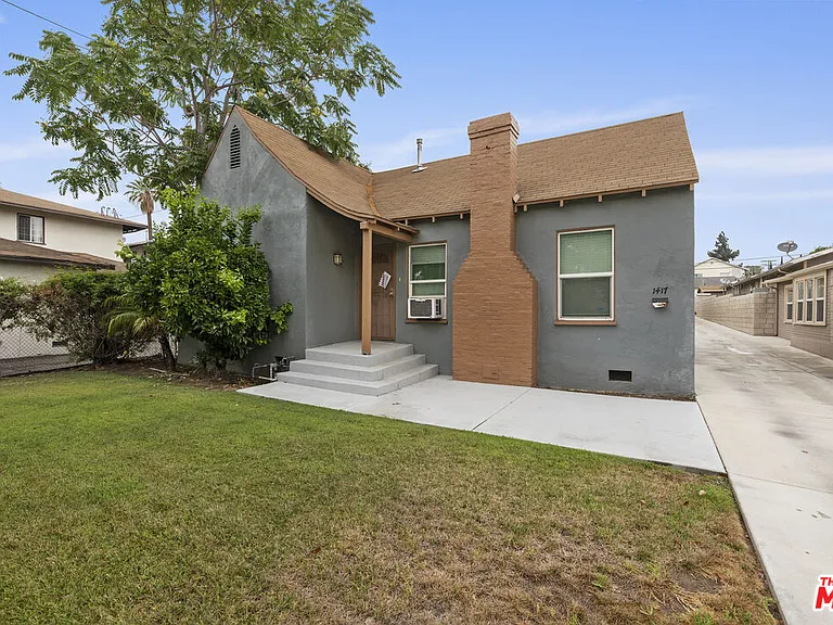 1417 Rock Glen Ave — Photo 2