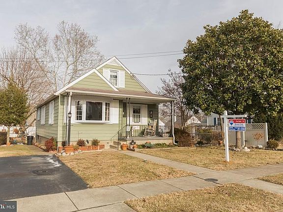 2nd image of 212 Hance Ave