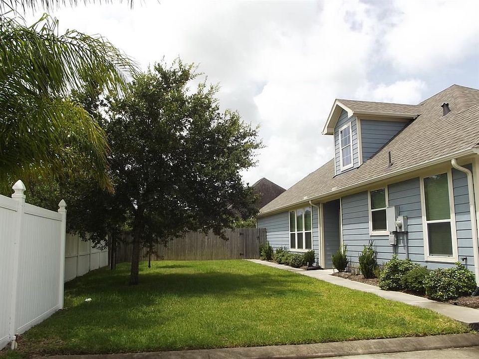 1st image of 2801 Sand Dune Dr