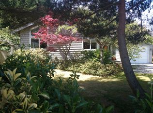 6500 SW Admiral Way, Seattle, WA 98116