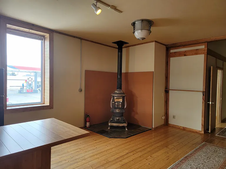 120 E Park St — Photo 6