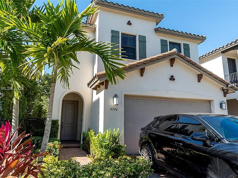 9794 W 34th Ct — Photo 36