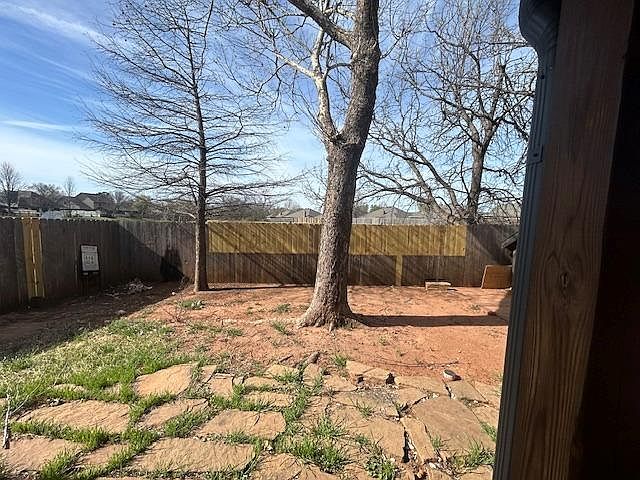 2nd image of 1013 Blue Ridge Dr